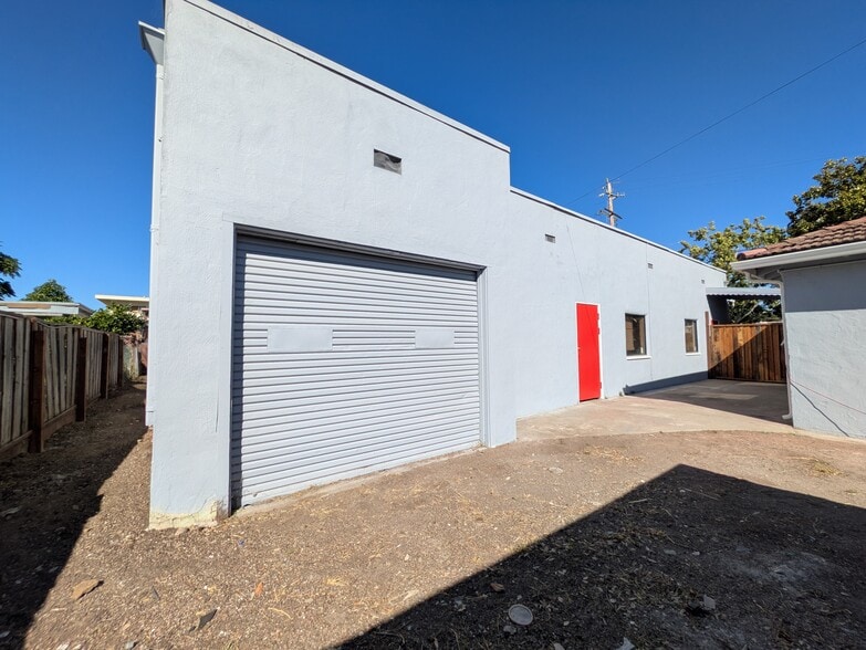 More Photos Of 194 S 24th St, San Jose Storefront Retail Residential For Sale
