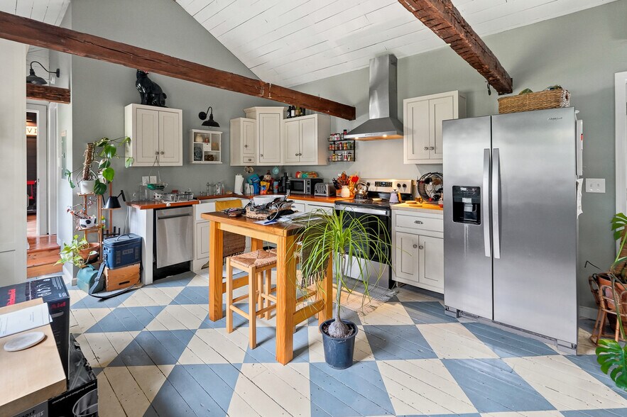 More Photos Of 16 Main St, Plainfield Apartments For Sale
