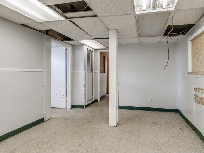 More Photos Of 5835 S Pennsylvania Ave, Oklahoma City Medical For Sale