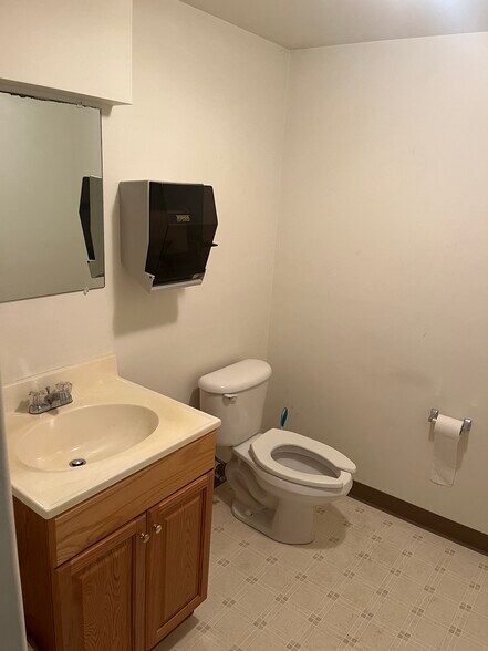 More Photos Of 210 S Centre St, Pottsville Loft Creative Space For Sale