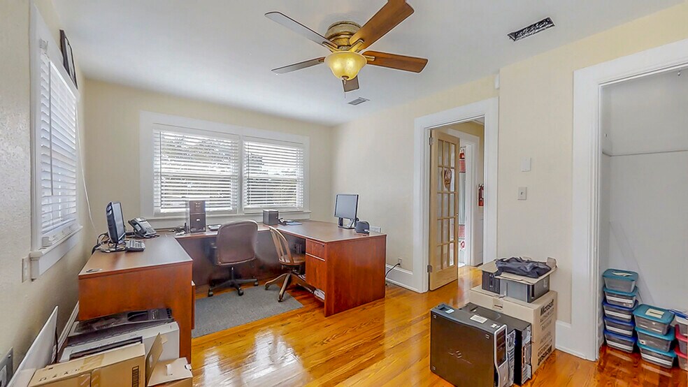 More Photos Of 912 Jackson St N, Saint Petersburg Medical For Lease