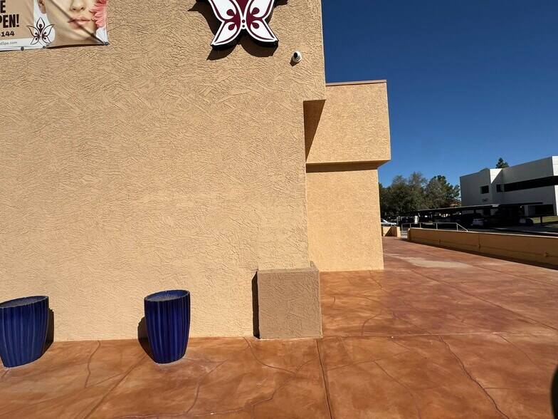More Photos Of 1361 N Alma School Rd, Chandler Medical For Lease