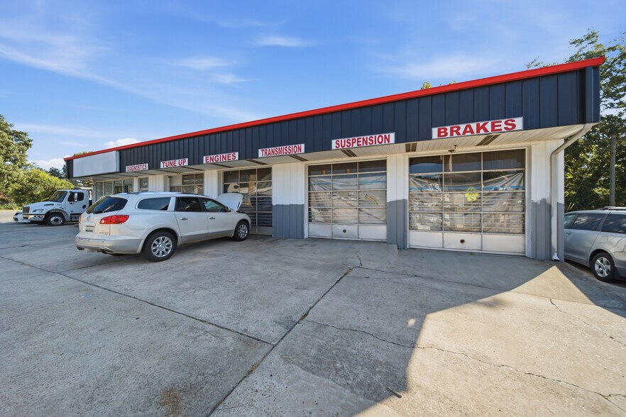 Primary Photo Of 1201 Broad River Rd, Columbia Auto Repair For Sale