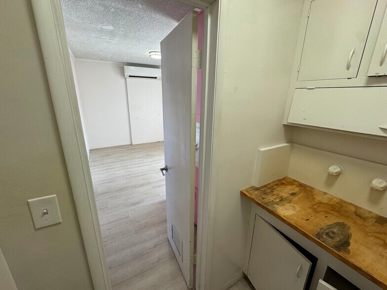 More Photos Of 403 N L St, Dinuba Medical For Lease