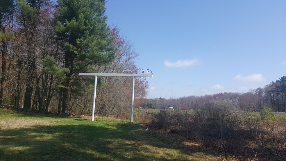 More Photos Of 47 Sugar Rd, Bolton Freestanding For Sale