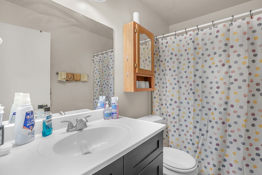 More Photos Of 2201 Sturdy Rd, Valparaiso Multifamily For Sale