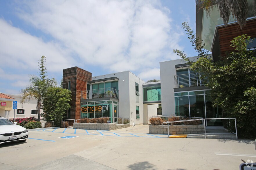 More Photos Of 326 S Pacific Coast Hwy, Redondo Beach Office For Lease