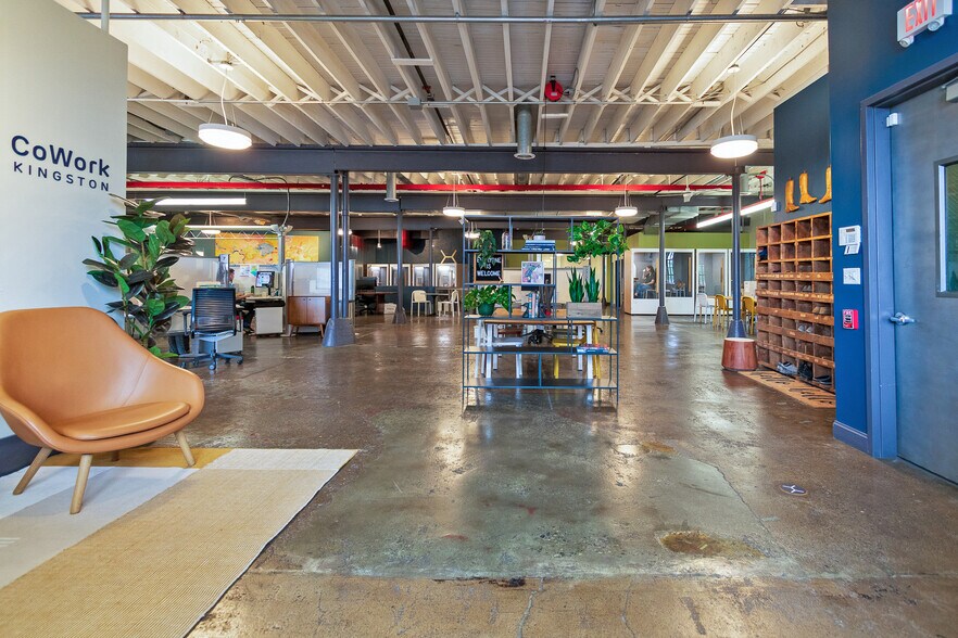 More Photos Of 8 N Front St, Kingston Coworking Space