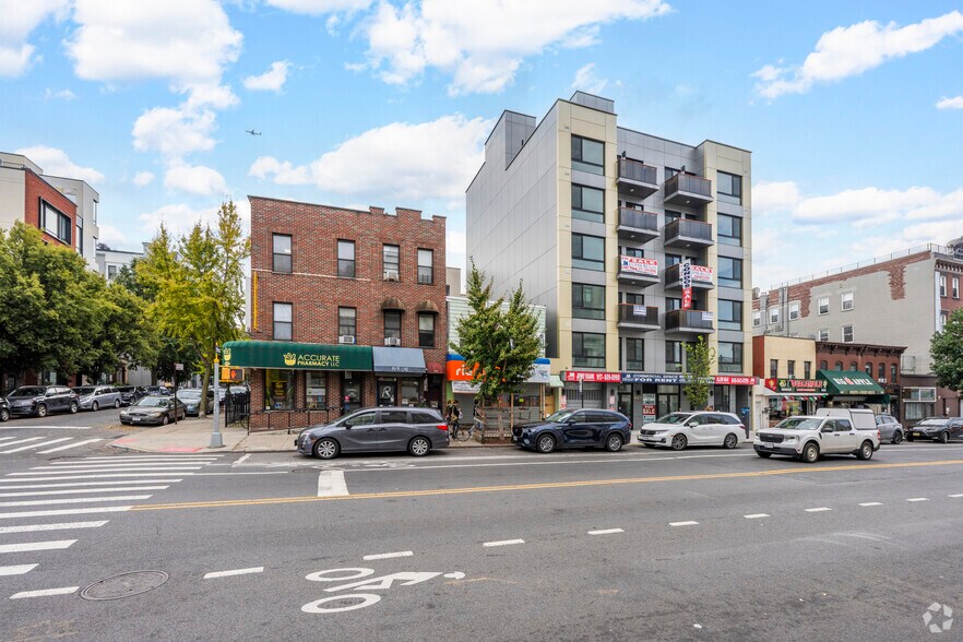 More Photos Of 643 5th Ave, Brooklyn Apartments For Lease