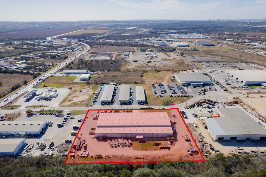 More Photos Of 18740 Goll St, San Antonio Warehouse For Sale