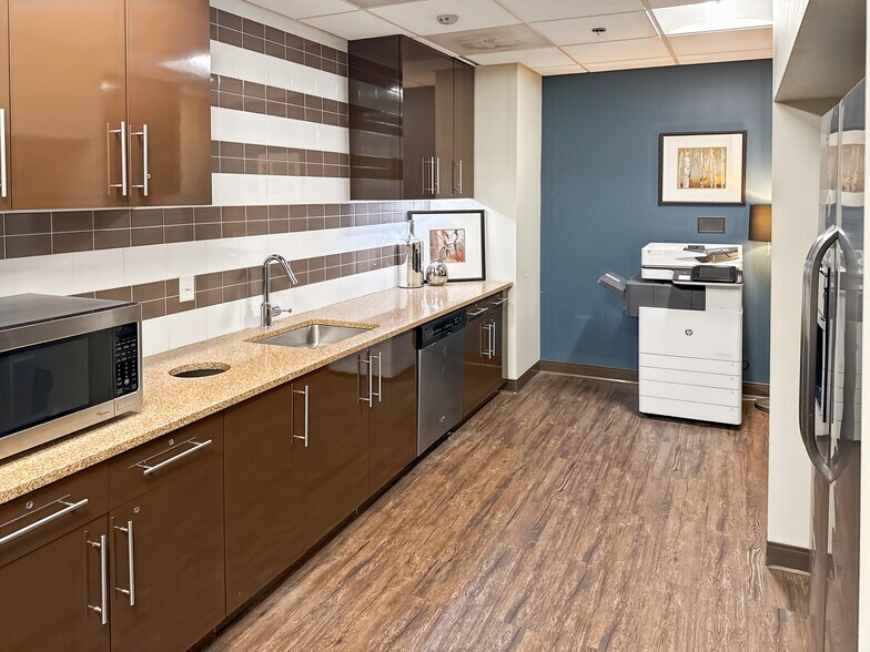 More Photos Of 3 Allied Dr, Dedham Coworking Space