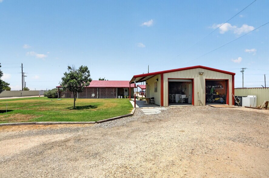 More Photos Of 3807 S County Road 1210, Midland Trailer Camper Park For Sale