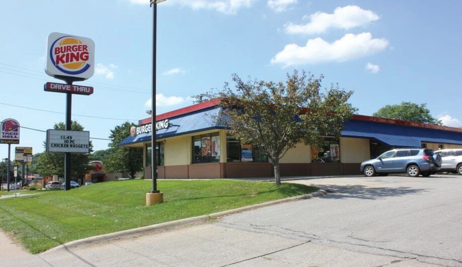 More Photos Of 7606 N 30th St, Omaha Fast Food For Sale