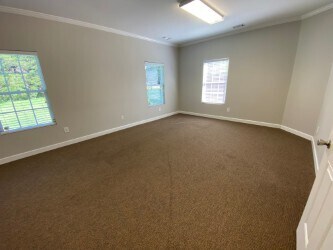 More Photos Of 1531 Hunt Club Blvd, Gallatin Office For Lease