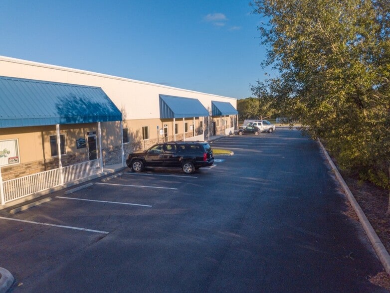 More Photos Of 2255 Sarasota Center Blvd, Sarasota Industrial For Sale