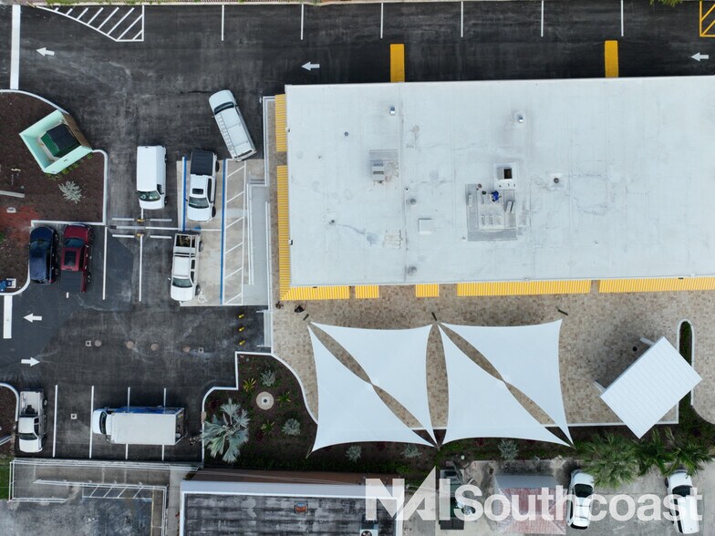 More Photos Of 1939 NE Jensen Beach Blvd, Jensen Beach Storefront Retail Office For Lease