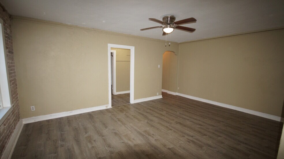 More Photos Of 807 Clara Ave, Saint Louis Apartments For Lease