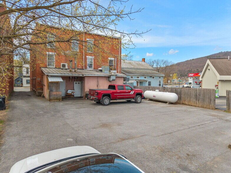 More Photos Of 334 Main St, Middleburgh Apartments For Sale