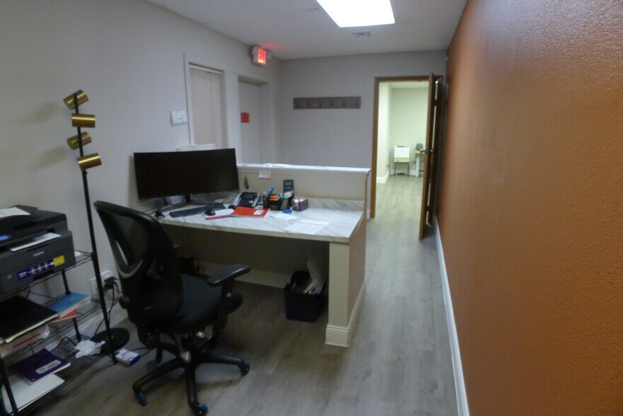 More Photos Of 15321 San Pedro Ave, San Antonio Medical For Lease