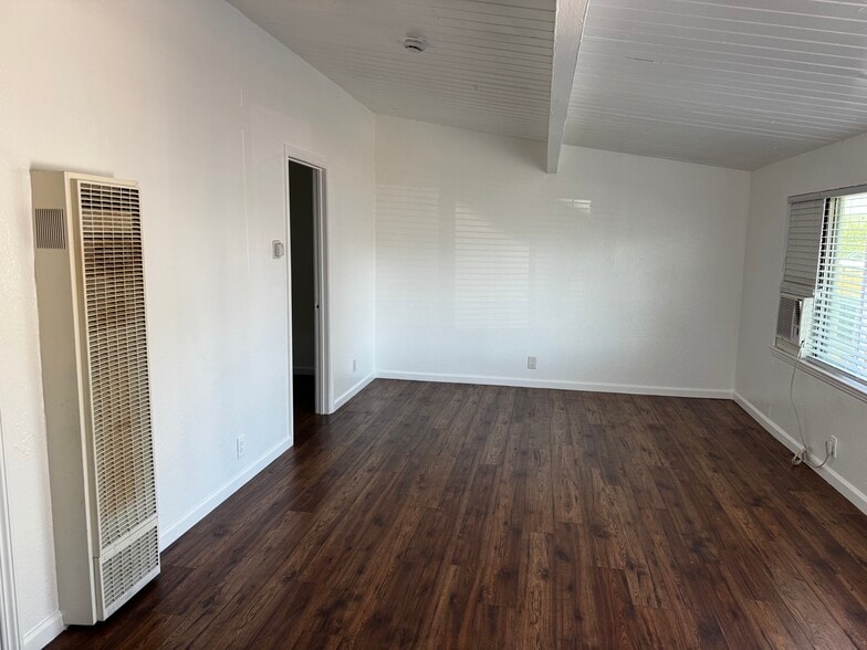 More Photos Of 1200 South Ave, Sacramento Apartments For Sale