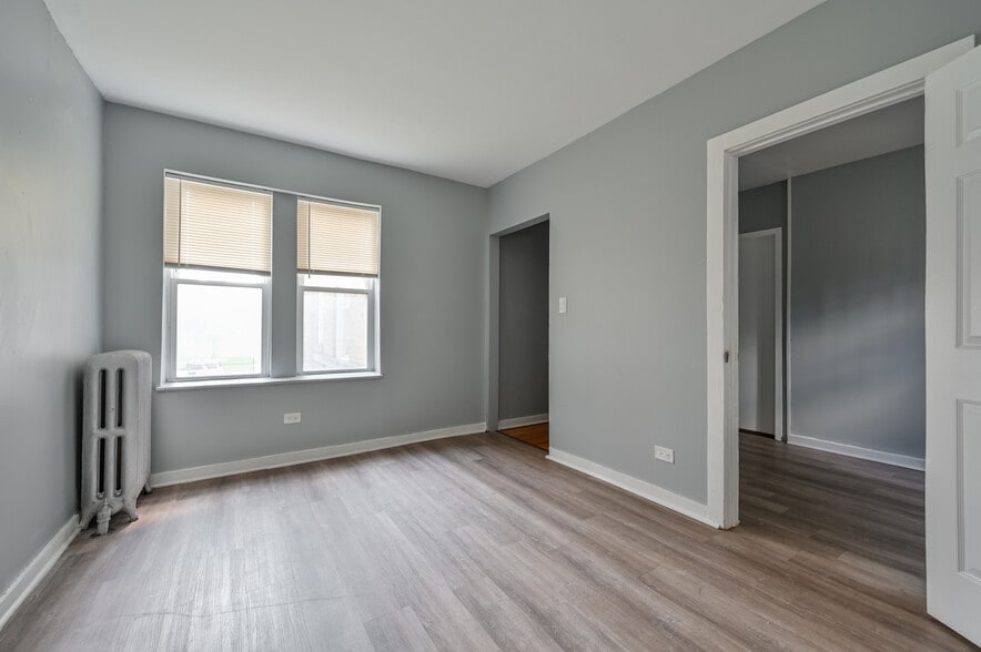 More Photos Of 348 W 74th St, Chicago Apartments For Sale