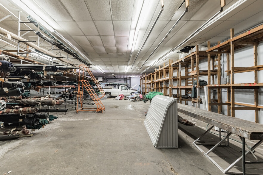 More Photos Of 65 E Fayette St, Uniontown Showroom For Sale