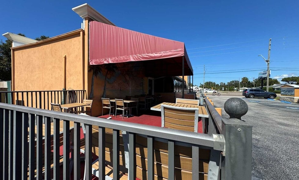 More Photos Of 14400 Walsingham Rd, Largo Restaurant For Sale