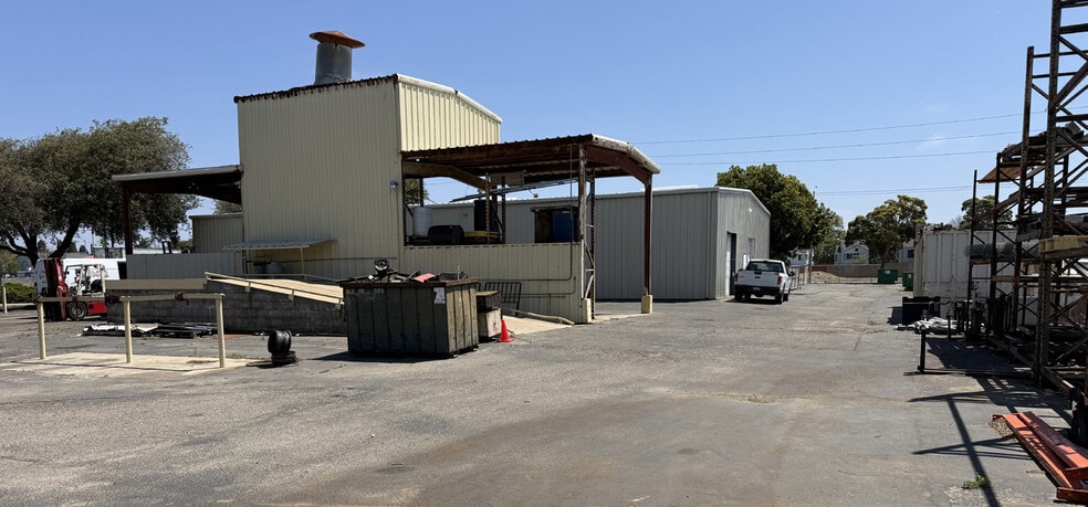 More Photos Of 1205 S Blosser Rd, Santa Maria Warehouse For Sale