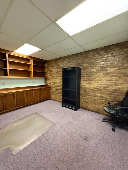 More Photos Of 1074 Southern Ave, Fayetteville Medical For Lease