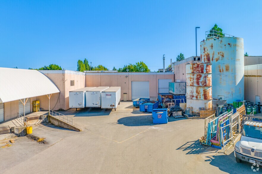 More Photos Of 3254 262 St, Aldergrove Unknown For Lease