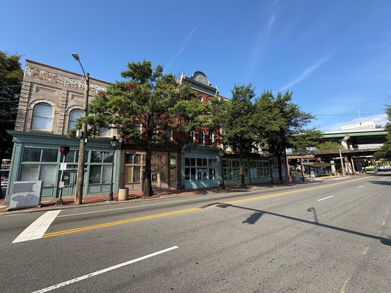 More Photos Of 2 S 17th St, Richmond Apartments For Lease
