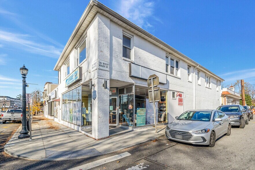 More Photos Of 35 W Main St, Smithtown Storefront Retail Office For Sale