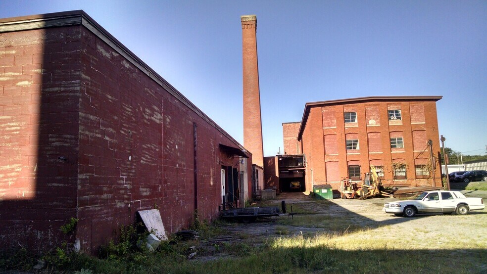 More Photos Of 113 Hale St, Haverhill Warehouse For Lease