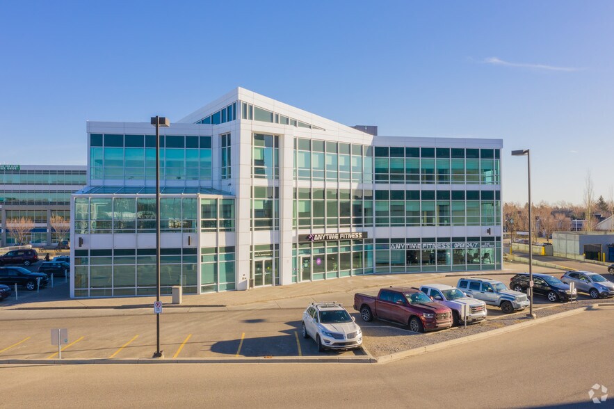More Photos Of 15 Sunpark Dr SE, Calgary Office For Lease