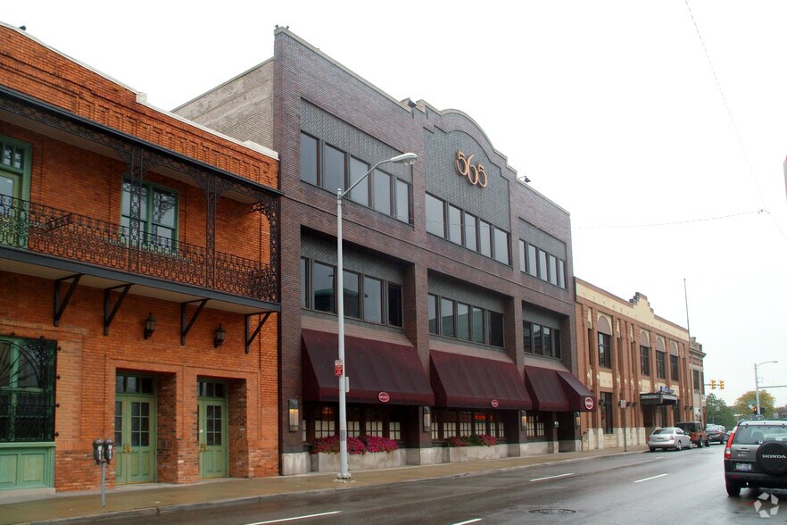 More Photos Of 550-565 E Larned St, Detroit Office Residential For Sale