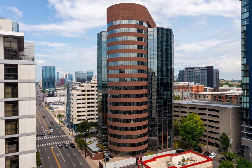 More Photos Of 1801 West End Ave, Nashville Coworking Space