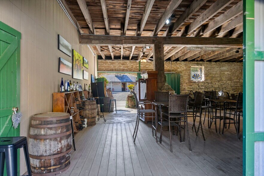 More Photos Of 4465 W Augusta Chatham Rd, Augusta Winery Vineyard For Sale