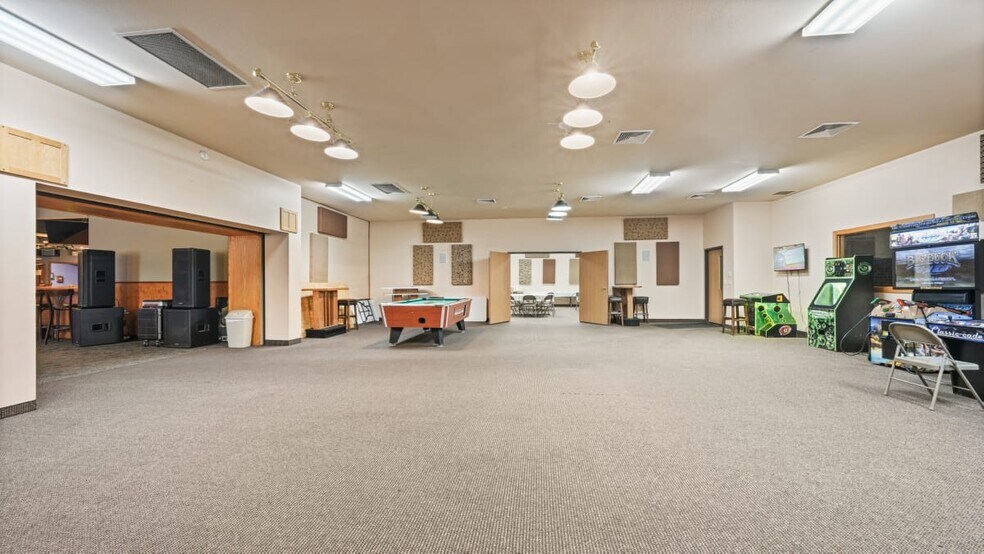 More Photos Of 210 Superior Ave, Tomah Bowling Alley For Sale