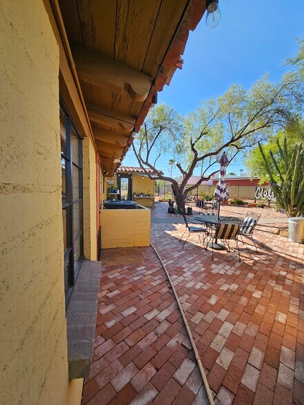 More Photos Of 6584 N Oracle Rd, Tucson Freestanding For Sale