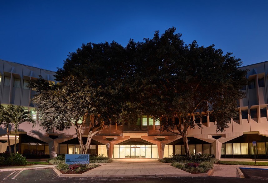 More Photos Of 5000 T Rex Ave, Boca Raton Office For Lease