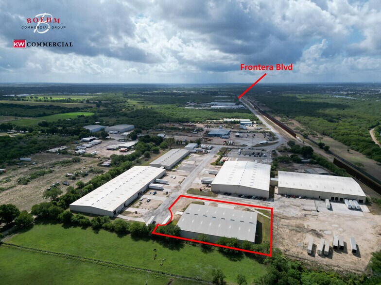 More Photos Of 100 Lupita Cir, Del Rio Distribution For Sale