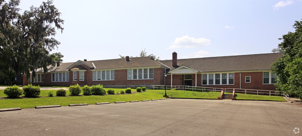 More Photos Of 1476 SW Main St, Greenville Medical For Sale