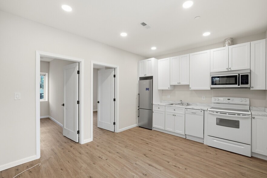 More Photos Of 1901 I St NE, Washington Multifamily For Sale