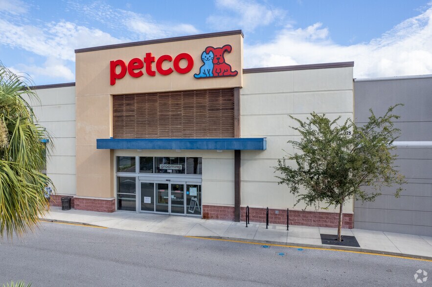 More Photos Of 301-397 E Altamonte Dr, Altamonte Springs Unknown For Lease