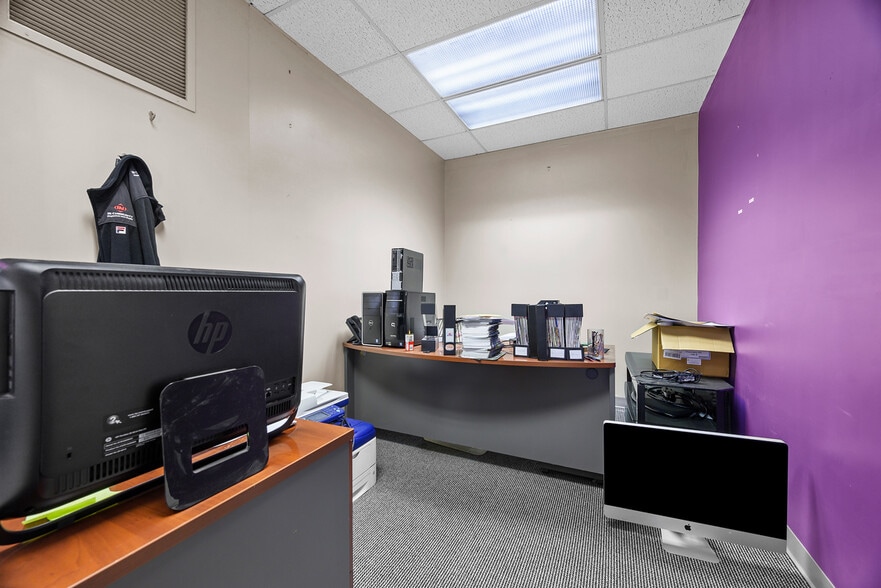 More Photos Of 11 Mayview Rd, Bridgeville Office For Sale