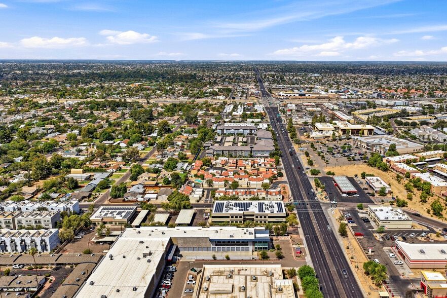 More Photos Of 2051 W Northern Ave, Phoenix Medical For Lease