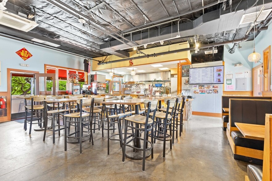 More Photos Of 567 Kapahulu Ave, Honolulu Restaurant For Sale
