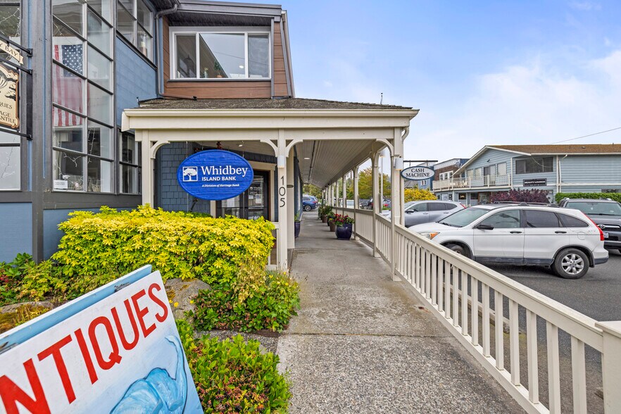 More Photos Of 105 1st St, Langley Storefront Retail Residential For Sale