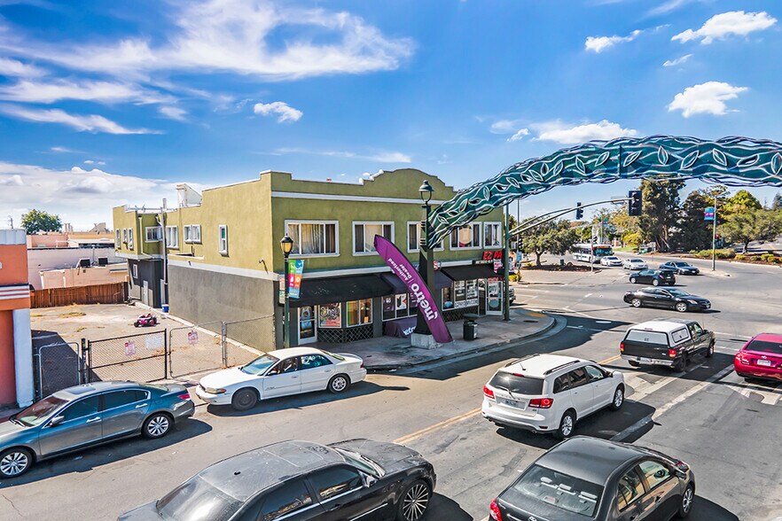 More Photos Of 2764 73rd Ave, Oakland Storefront Retail Residential For Lease
