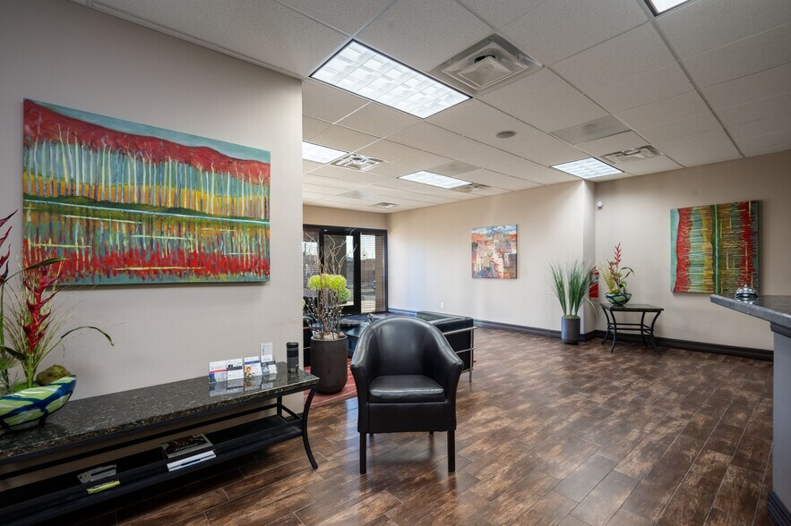 More Photos Of 7001 Westwind Dr, El Paso Office Residential For Lease
